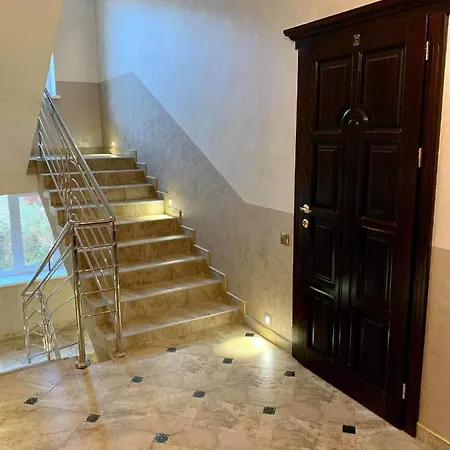 сонячне джерело Polyana (Transcarpathia)