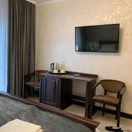 сонячне джерело 宾馆 波利亚纳